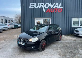  Voir d&eacute;tails -Volkswagen Polo iv phase ii 1.2 60ch united 5p &agrave; Fontenay-sur-Eure (28)