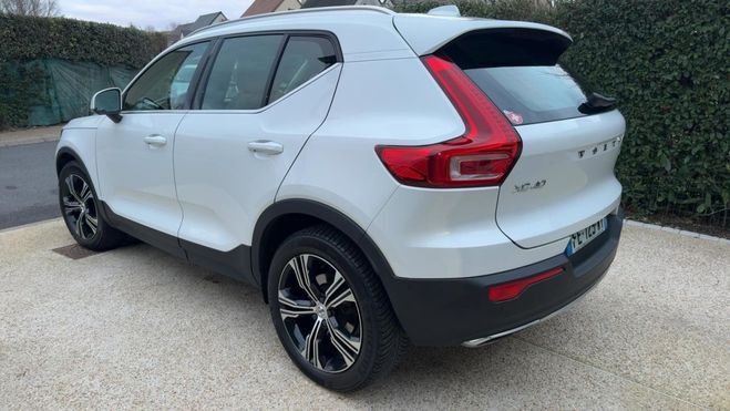Volvo XC40 D3 ADBLUE 150CH INSCRIPTION LUXE GEARTRO Blanc de 2019