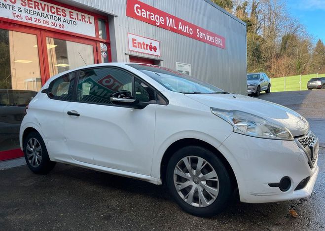 Peugeot 208 1.0vti 68 access 3p Blanc de 2013