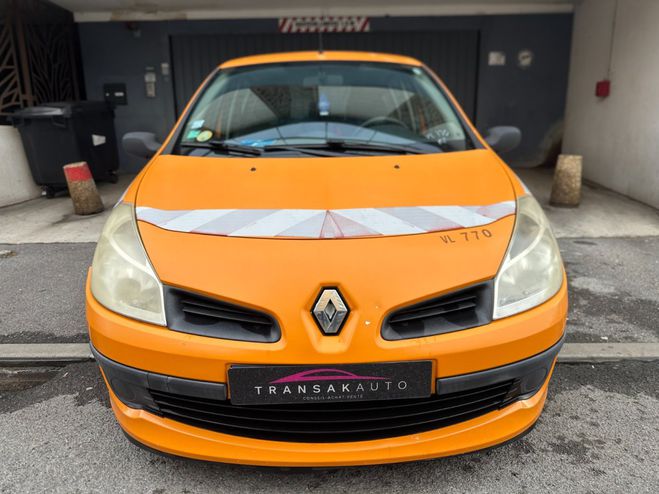 Renault Clio III 1.5 dCi 85 eco2 Dynamique Distributi Orange de 2008