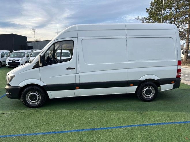 Mercedes Sprinter Vu L2H2 (8.325 HT) 310 2.2 CDi 95ch Blanc de 2015
