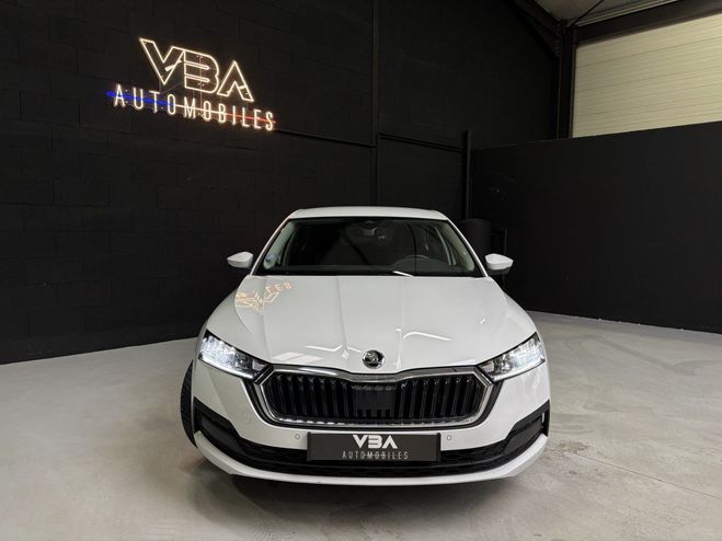 Skoda Octavia (4) 1.4 TSI PHEV iV 204 DSG6e Business Blanc de 2022