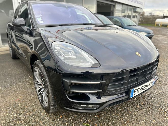 Porsche Macan Turbo 3.6 V6 400 ch PDK ? R�vis� ? Garan Noir de 2016