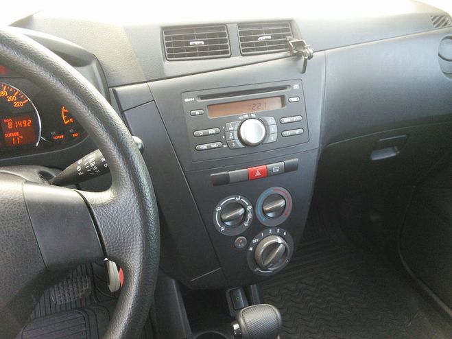 Daihatsu Cuore 1.0i 69 CV BOITE AUTOMATIQUE - CLIMATISA Autre de 2010