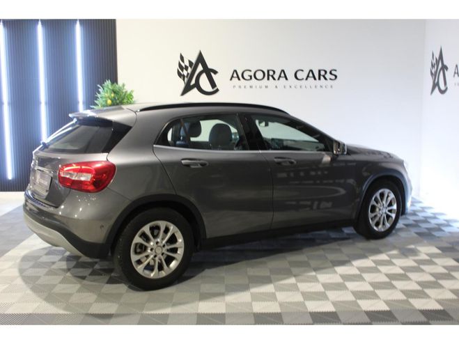 Mercedes Classe GLA CLASSE 180 - BV 7G-DCT - BM X156 Inspira GRIS FONCE de 2016