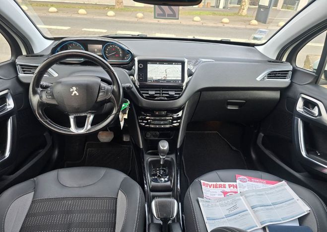 Peugeot 2008 1.2l 110ch Allure Boite Auto Blanc de 2017