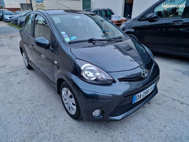 Toyota Aygo mc 1.0 vvti dynamic Autre de 2013