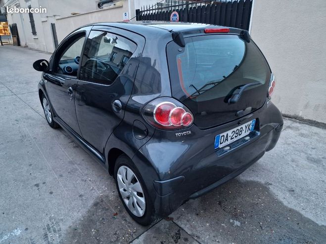 Toyota Aygo mc 1.0 vvti dynamic Autre de 2013