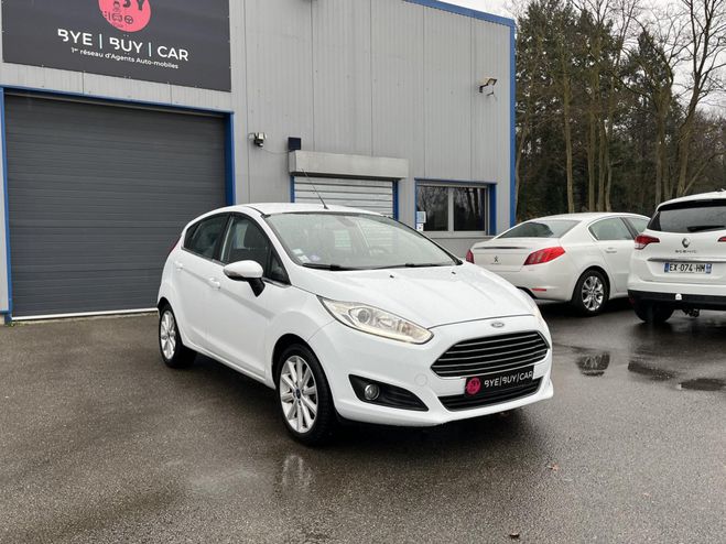 Ford Fiesta 1.0 SCTi EcoBoost 100CH Titanium DISTRI  BLANC de 2016