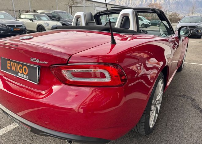 Fiat 124 Spider 1.4 multiair 140ch lusso plus cam Rouge de 2016