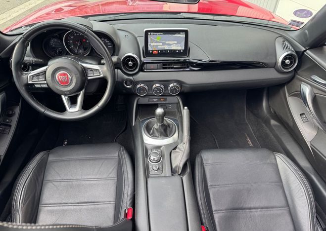 Fiat 124 Spider 1.4 multiair 140ch lusso plus cam Rouge de 2016