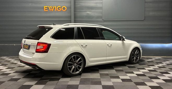 Skoda Octavia Combi 2.0 tdi 184ch rs 4x4 dsg bva Blanc de 2017