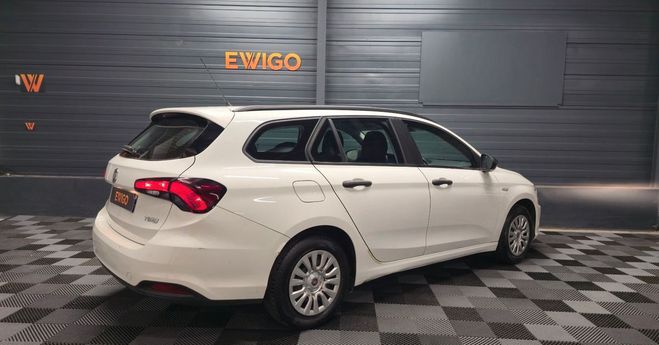 Fiat Tipo sw 1.4 95 distribution faite   carplay Blanc de 2018