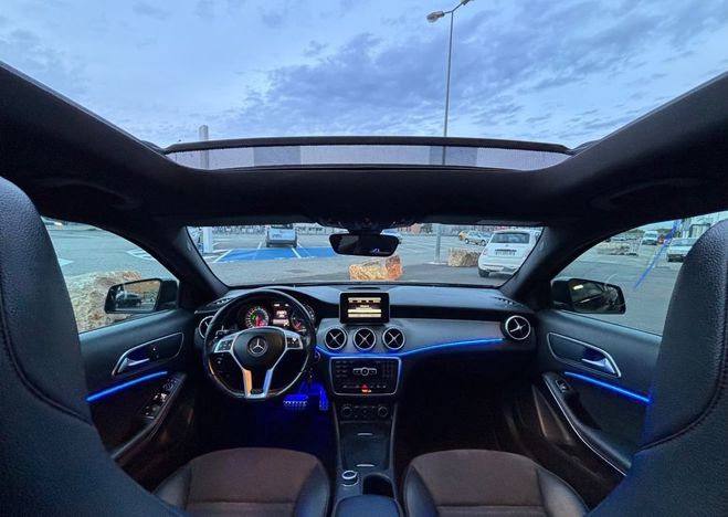 Mercedes Classe GLA Classe 200 2.2 cdi 136ch amg line 7g-dct Noir de 2014