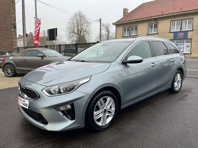 Kia Ceed d SW Ceed / 1.6 CRDi MHEV Business Line  Gris M�tallis� de 