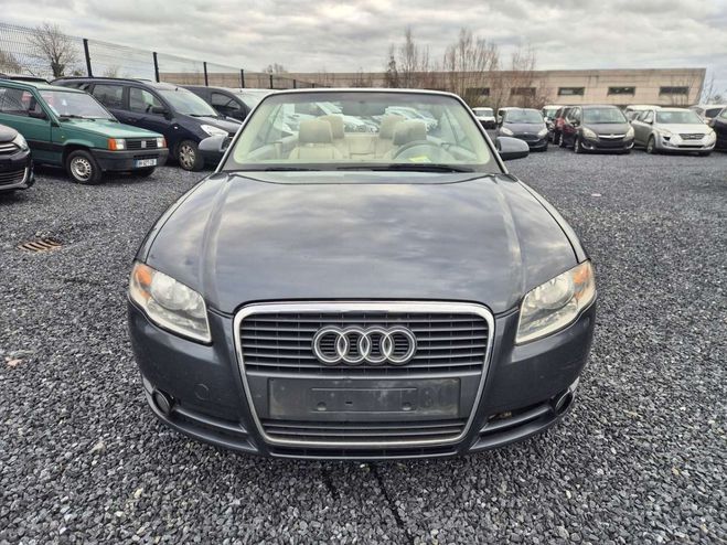 Audi A4 Cabriolet TDI POUR MARCHAND OU EXPORT Gris de 