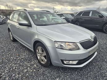  Voir d&eacute;tails -Skoda Octavia SW Scout 1.6 CR TDi --GPS--MARCHAND OU E &agrave; Cuesmes (70)