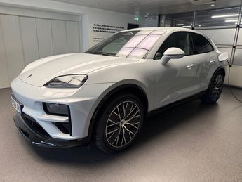  Voir d&eacute;tails -Porsche Macan Turbo Electrique 639 ch &agrave; Ludon-M�doc (33)