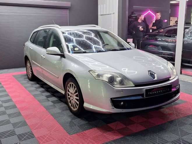 Renault Laguna III 2.0 dCi 150 ch FAP Privil�ge A ~ Rad Gris de 2008