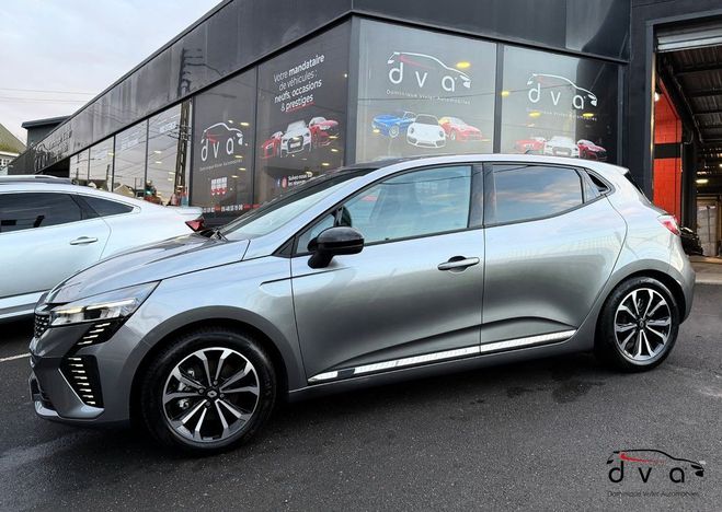 Renault Clio V 1.6 E-Tech 145 ch Techno Gris de 2025