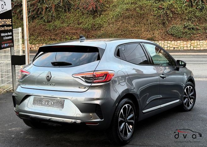 Renault Clio V 1.6 E-Tech 145 ch Techno Gris de 2025