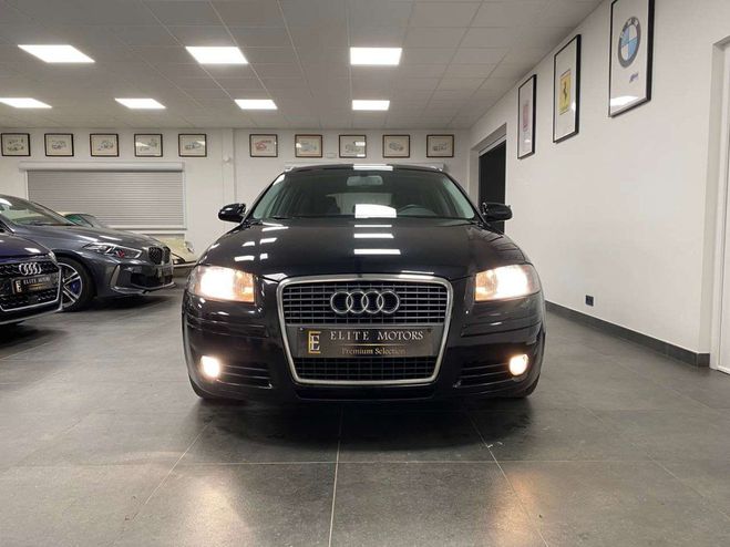 Audi A3 Sportback 1.9 TDi Ambition 1erMAIN- FULL Noir M�tallis� de 