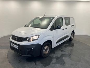  Voir d&eacute;tails -Peugeot Partner CABINE APPROFONDIE CA XL BLUEHDI 100 S&S &agrave; Quimper (29)
