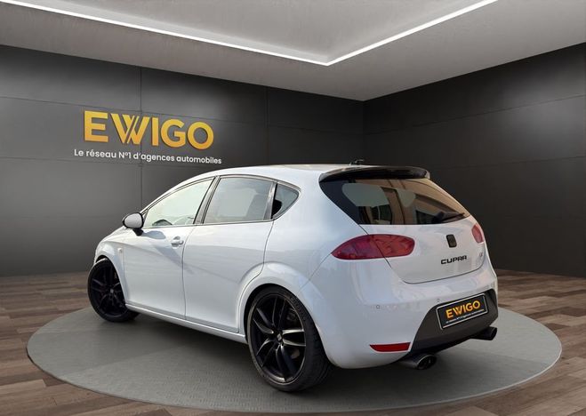 Seat Leon cupra r 2.0 tsi 265 bvm6 si�ges baquets  Blanc de 2011