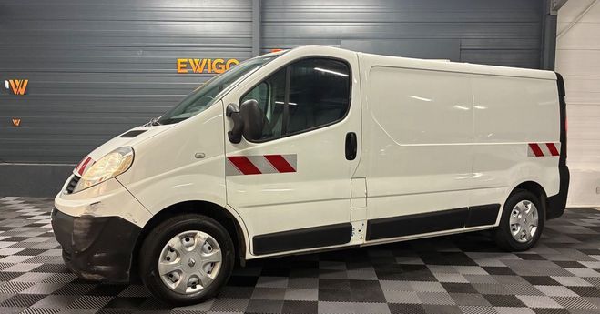 Cliquer pour voir la photo suivante Renault Trafic fourgon 2.0 dci 90 cv l1h1 Blanc de 2008