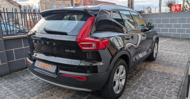 Volvo XC40 d4 2.0 190cv momentum toute options Noir de 2018