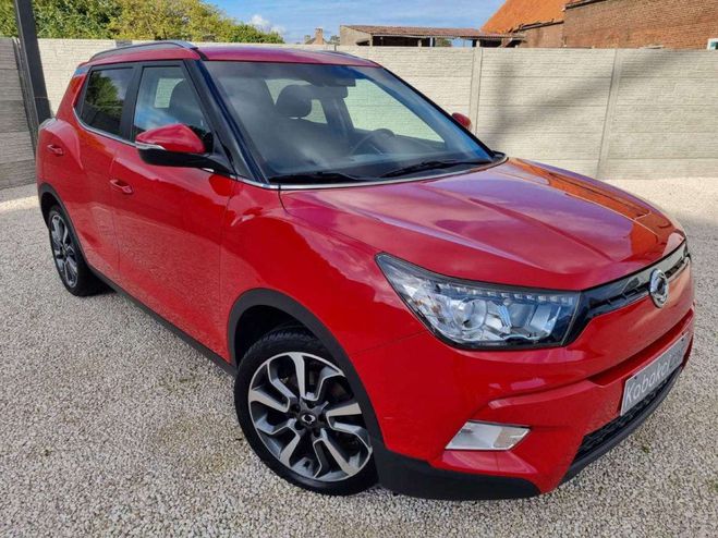 Ssangyong Tivoli 1.6 e-XDi 2WD Crystal--CARNET--GPS--CLIM Rouge M�tallis� de 