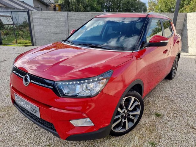 Ssangyong Tivoli 1.6 e-XDi 2WD Crystal--CARNET--GPS--CLIM Rouge M�tallis� de 