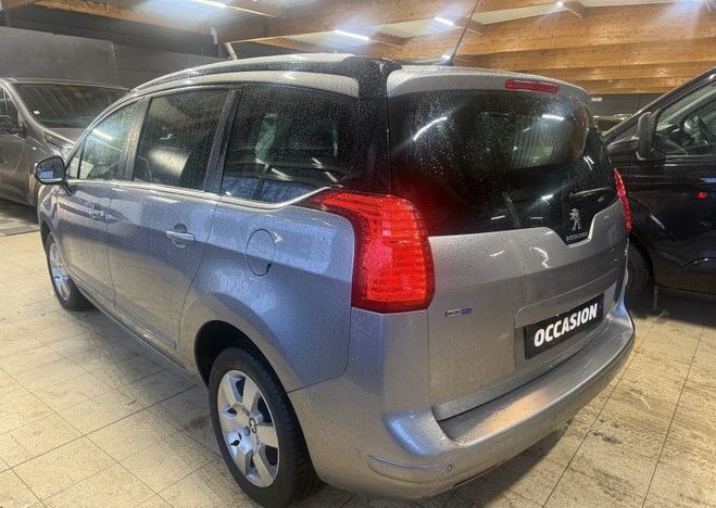 Peugeot 5008 1.6 BLUEHDI 120CH STYLE II S&S Gris de 2015