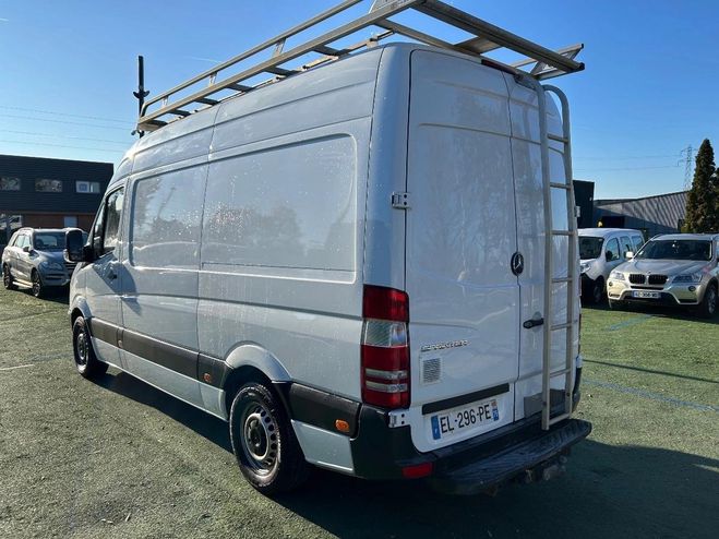 Mercedes Sprinter Vu 311 L2H2 (9.990 HT) 2.2 CDI 114ch Blanc de 2017
