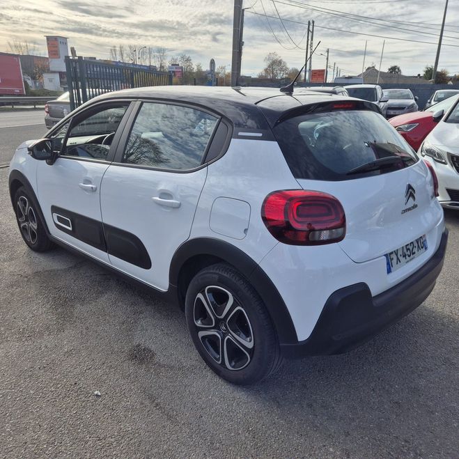 Citroen C3 III (2) 1.2 L 83 S&S FEEL PACK AN2021 EX Blanc de 2021