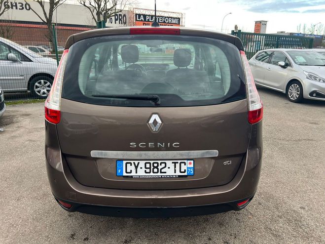 Renault Grand Scenic III (2) 1.5 DCI 110 ENERGY BOSE EDITION  Marron de 2013