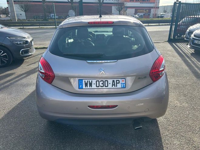 Peugeot 208 (2) 1.6 THP 165 S&S GT LINE 5P 2 Rose de 2018