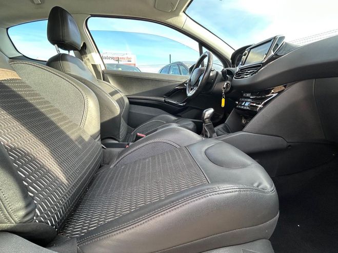Peugeot 208 (2) 1.6 THP 165 S&S GT LINE 5P 2 Rose de 2018