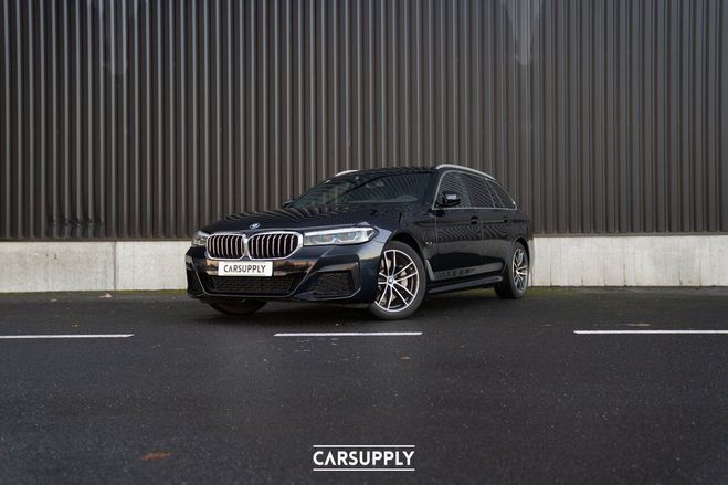 Cliquer pour voir la photo suivante BMW Serie 5 Touring 530 530e xDrive - M-Sport - Pano Zwart de 2022