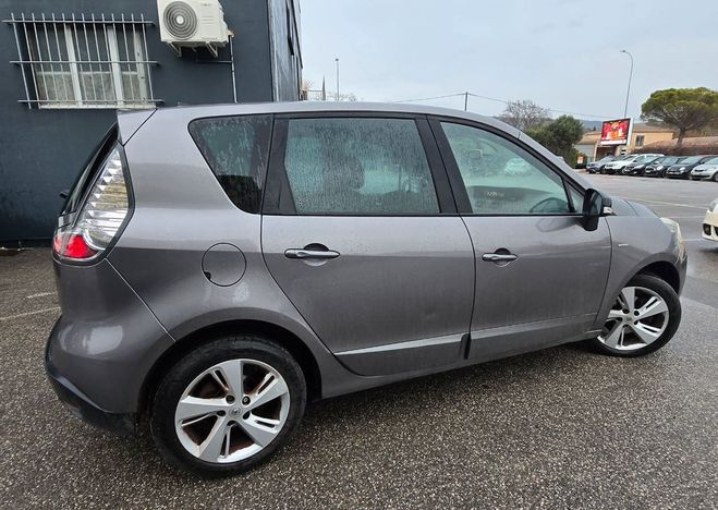 Renault Scenic dci 110 cv limited garantie Autre de 2014