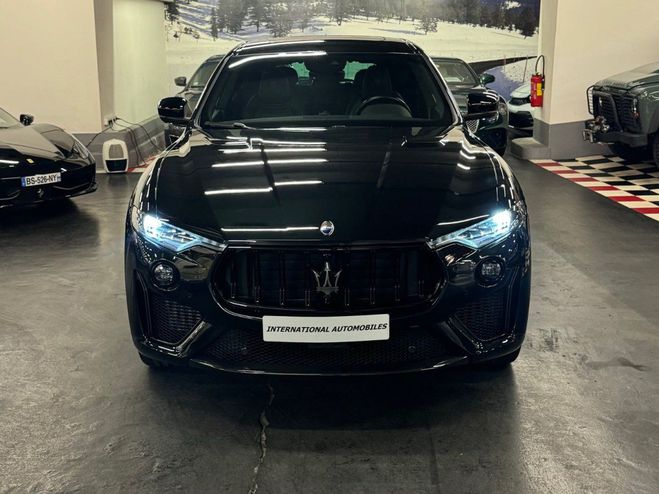 Maserati Levante (2) 3.8 V8 580 TROFEO 4WD AUTO Nero Ribelle de 2020