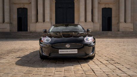 Jaguar XKR (2) 5.0 V8 510 SURALIMENTE BVA6 2010 d'occasion a Versailles (78)