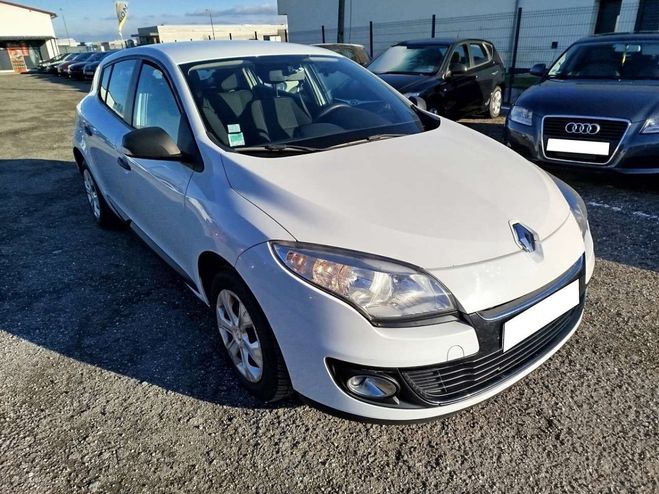 Renault Megane II 1.6 16V Ethanol eco2 Authentique Blanc de 2012