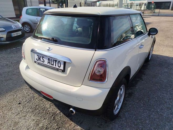 Mini One 1.4i 95 cv essence Blanc de 2008
