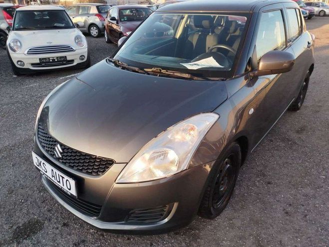 Suzuki Swift 4X4 III 5 portes 1.3 VVTI 90CV Gris de 2011