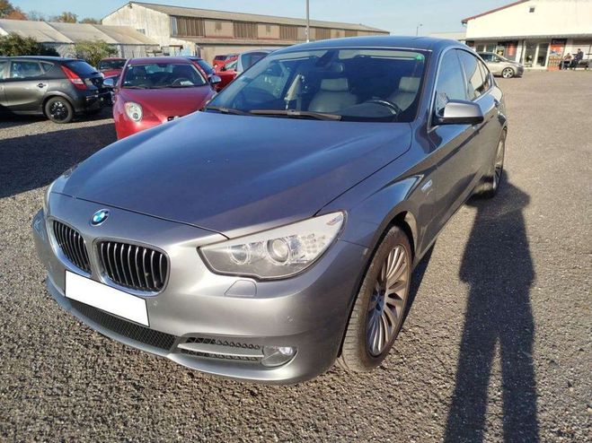 BMW Serie 5 535 (F07) Gran turismo 535d 3.0 d DPF xD Gris de 2012