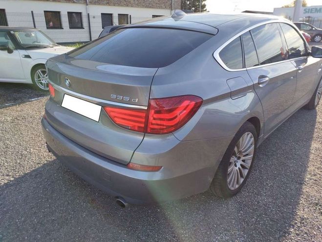 BMW Serie 5 535 (F07) Gran turismo 535d 3.0 d DPF xD Gris de 2012