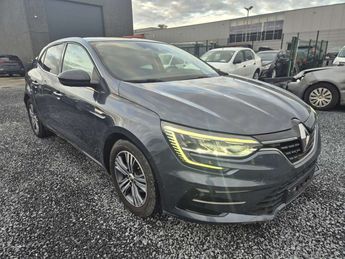  Voir d&eacute;tails -Renault Megane 1.5 Blue dCi Intens--DEGAT CARROSSERIE-- &agrave; Cuesmes (70)