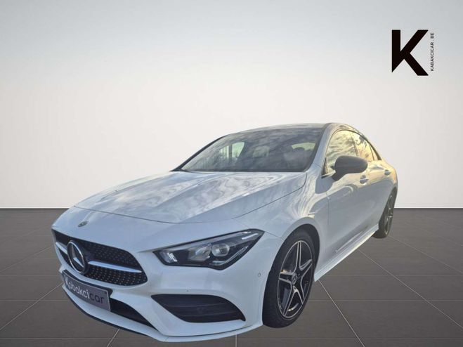 Mercedes Classe CLA 180 --PACK AMG CARPLAY--CAMERA--GARANTIE Blanc M�tallis� de 