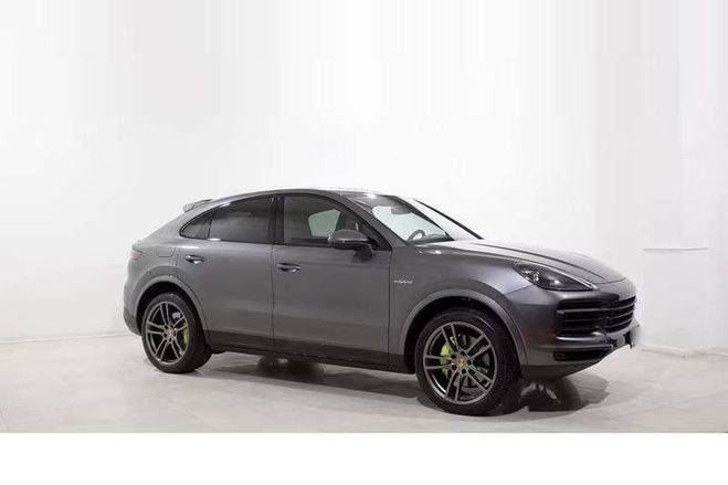 Porsche Cayenne Coupe 3.0 V6 E-Hyb Gris M�tallis� de 2020